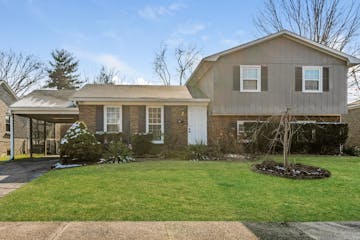 3012 Arjay Ln Louisville, KY 40220